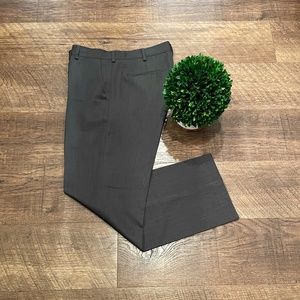Van Heusen Dress Pants - 32 x 32